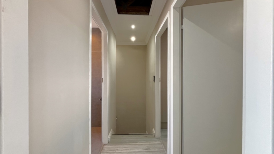  Bedroom Property for Sale in Westridge Western Cape